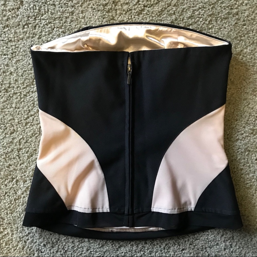 Strapless fitted top - Picture 2 of 3